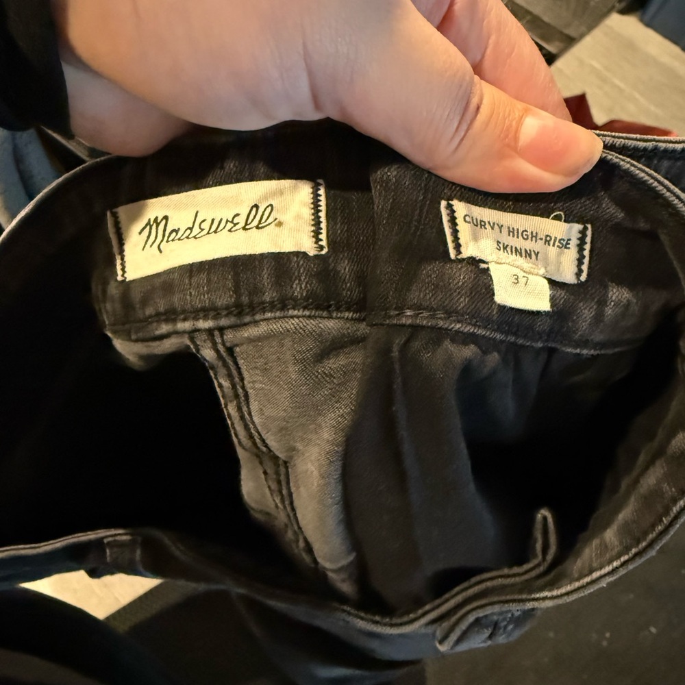 Madewell Black Curvy High-Rise Skinny Jeans